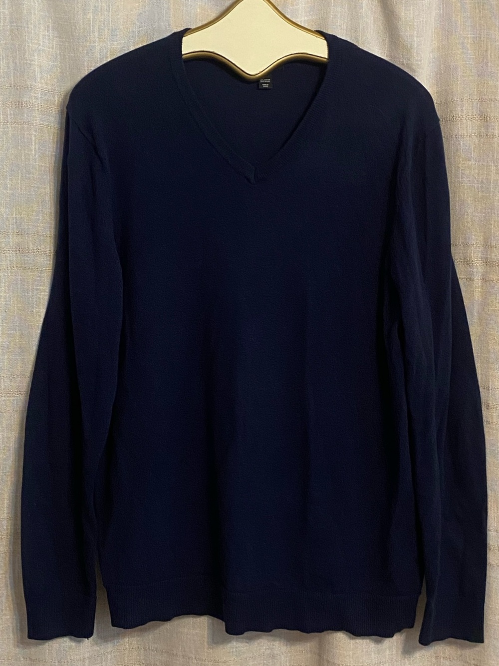 Alfani Men's Navy Blue Lightweight V-Neck Sweater